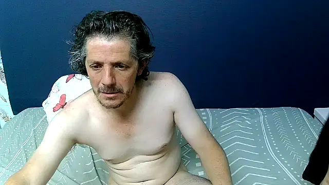 WilliamandElizabeth - masturbacion con los pies