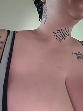 KatInk - PLAY WITH MY JUICY PUSSY