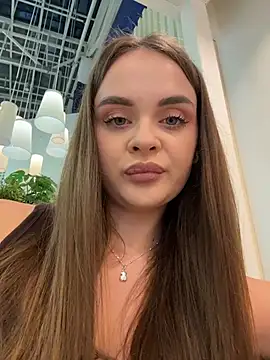 KristiRich - Last tipper gets toy control6 min🔥
