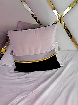 AlinnaRosee_
