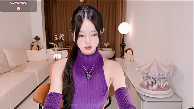 Honey113 - 乳环＋m腿