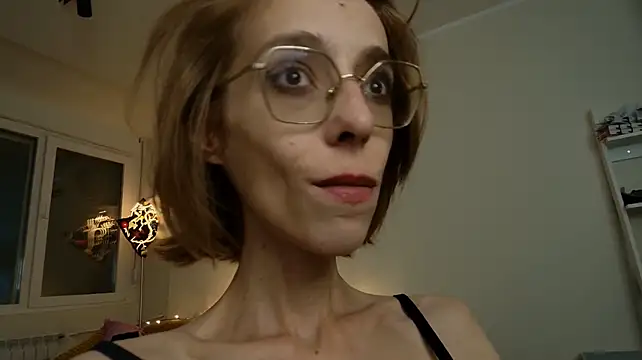 Amber_quell_here - naked
