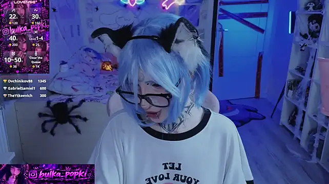 Nana_stolass - play with my tight little butt