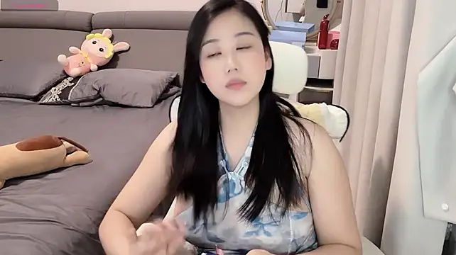 FF-Yuwei - 控制小粉5分钟+小粉塞露5分钟