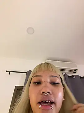 Scarlet_Thai - 2 Squirt One by One
