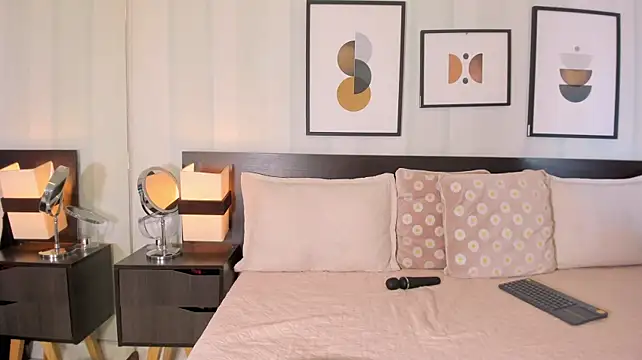 Lexis_Walker - open buttocks