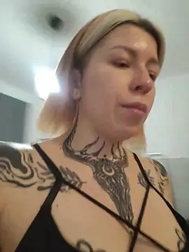 Divine_eve - LT blowjob video