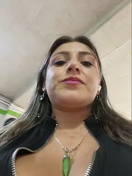 Cataleyamyst - Touch tits and pinch nipples