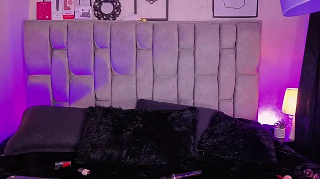 Celine_Carter - 2 MILKY FINGERS IN ASS CTRL 3 MIN