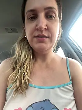 Bia_sexynovaes - Bia senta no pau dentro do 🚗