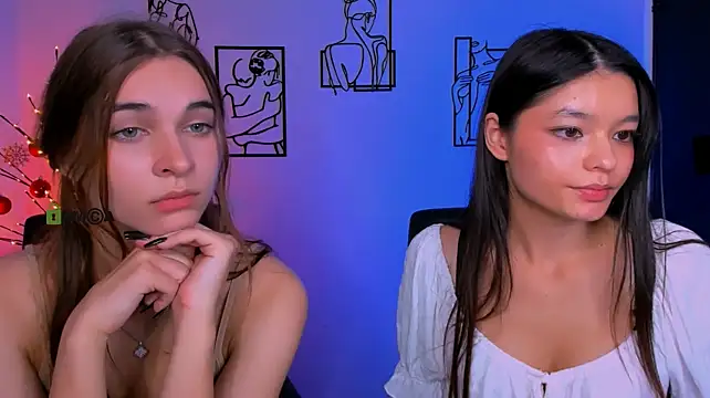 Itscharlliee - flash ass in panties(Emma)