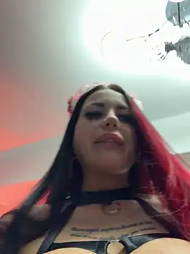 NaomyFlame - make it rain 💦