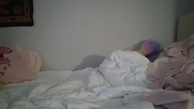 Madzbailey - Two toy squirt show