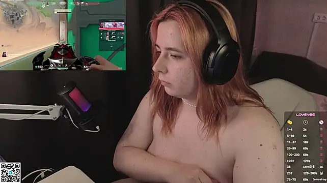 Ruby_Lust - Start gaming. make me cum!