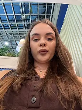 KristiRich - Last tipper gets toy control6 min🔥