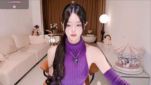Honey113 - 乳环＋m腿