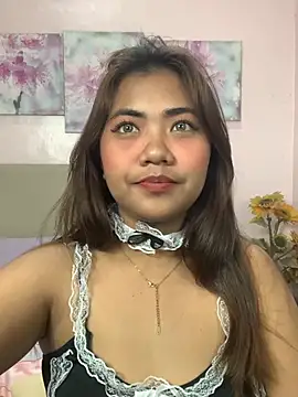 YaraSmith - fuck my dildo until I cum😜💦