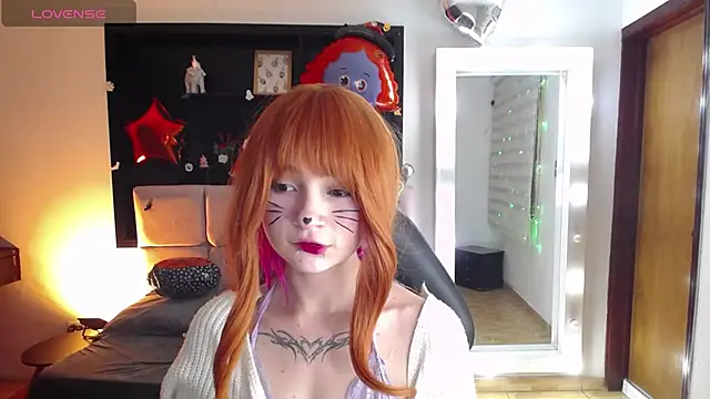_Charlotte_Collins_ - show my tits