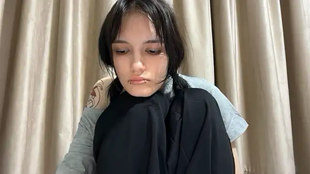 SebrinaMontelle - Doggy masturbation video