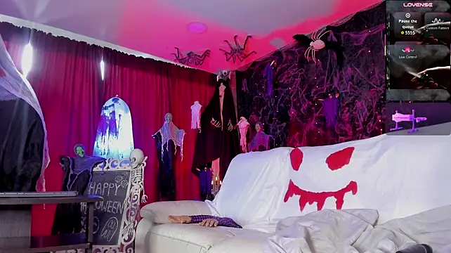 AriSweet - Make me squirt with machine