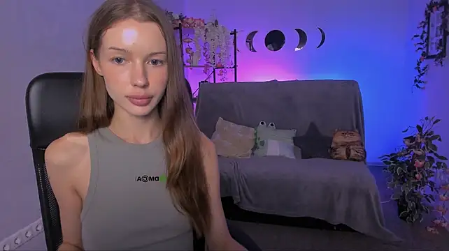 Khloebeauty - flash tits 2 girls