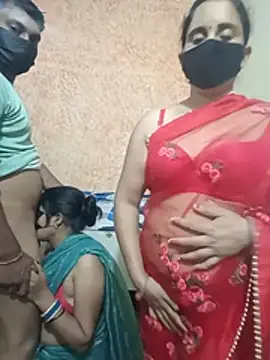 Hot_bhabhi2 - Boobs show
