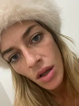 Bellalolahot - God pussy Squirt fontaine last tips 🎁