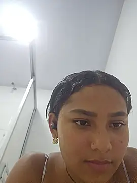 Andrea_Mcfly - DOMI CONTROL ON MY CLIT UNTIL SQUIRT💦