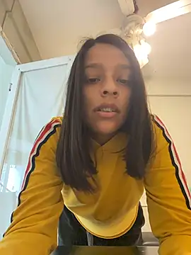 EverMore_ - Show boobs+show ass