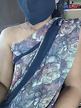 Malikasharavatea - Face full open ni public show