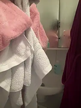 CocoCandelaLatina - 🍒Massage my Boobs Close to Cam
