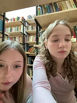 Bambi_lu - Lulu show Jenny's booty in panties!