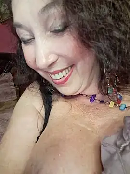 GypsyEsmeralda - Sperm, squirt,sperm...