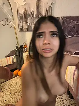 HoneyMollyX - OPEN LEGS TO CAM + MASTURBATE TILL I CUM