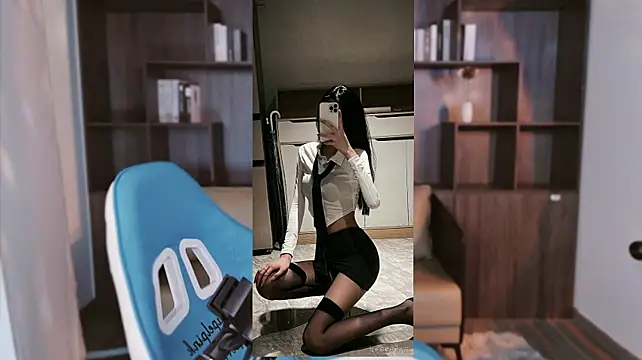Sisi-Zuri - 😍精油揉胸Massage the chest 3 minutes