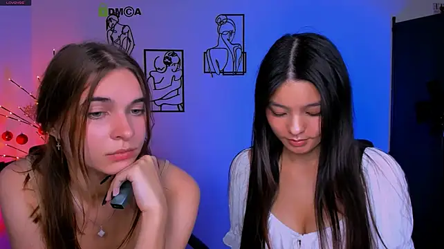 Itscharlliee - flash bra Charlie