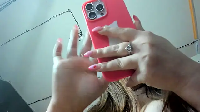 LoraMooon - Suck dildo