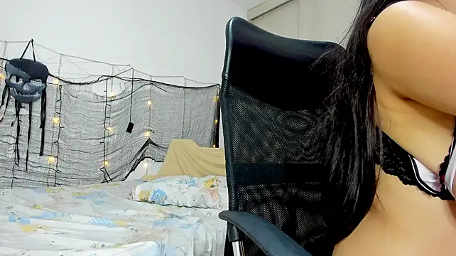 Monica_little23 - Put my fingers in my pussy