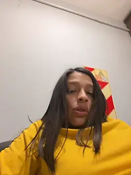 EverMore_ - Show boobs+show ass