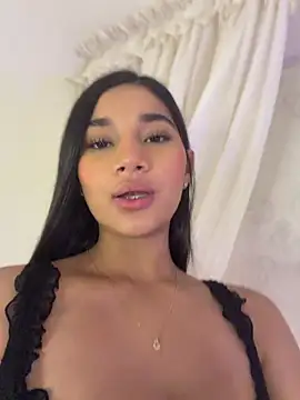 AlessiaVallmont - Creamy drip clit play