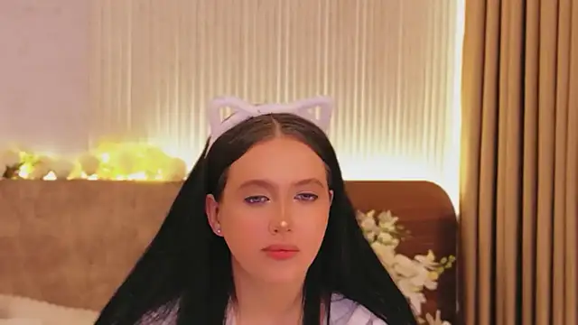 UR_MADDY_ONLINE - Doggy