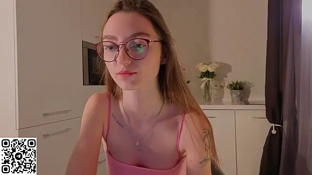 Valenora_xs - i like you pink vibe