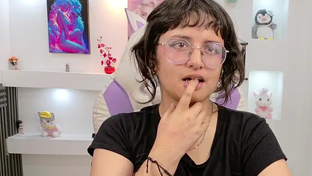 Bunny_sexx - Fingers in pussy