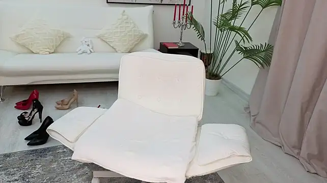 Beylly - sexy naked dance