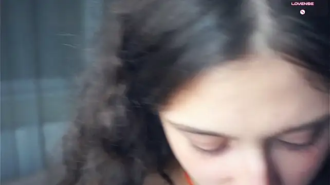 LashundaBudzik - lower my panties and masturbate pussy