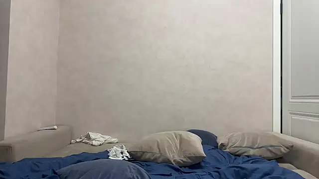 DuoSilk - Blowjob on chair POV from Noel