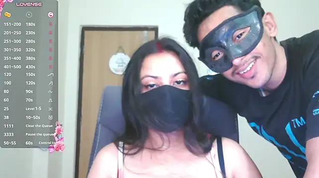 GoddessAnamika - FLASH BIG JUICY BOOBS + NIPPLE CLOSE UP
