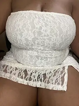 CARAMELGODDESSX23 - tippers request