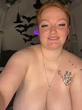 Flame_fantasy_xx - Close up view of under boobs (3 min)