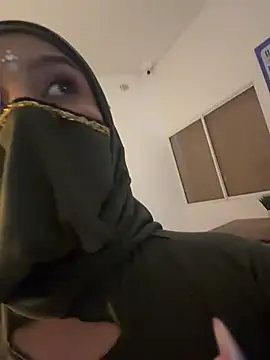Hana_falak - 2 fingers in the vagina